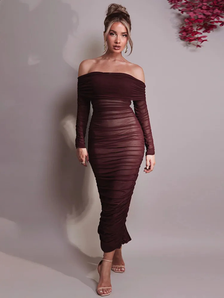Mozision shoulder long sleeved sexy womens long skirt autumn strapless back strapless pleated party long skirt 240929