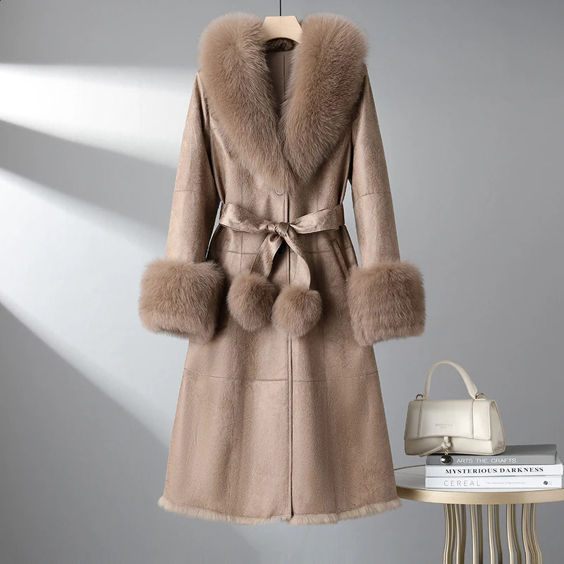 2023 Genuine Leather Fur Coat Womens Collar Slim Fit Medium Length Vneck 240924