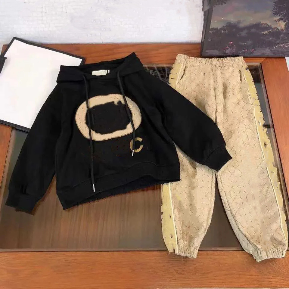 2-11 ans Vêtements pour enfants Sweats à capuche Ensembles Bébé Garçons Filles Vêtement Automne Hiver Enfants Designer Impression Coton Pull Mant