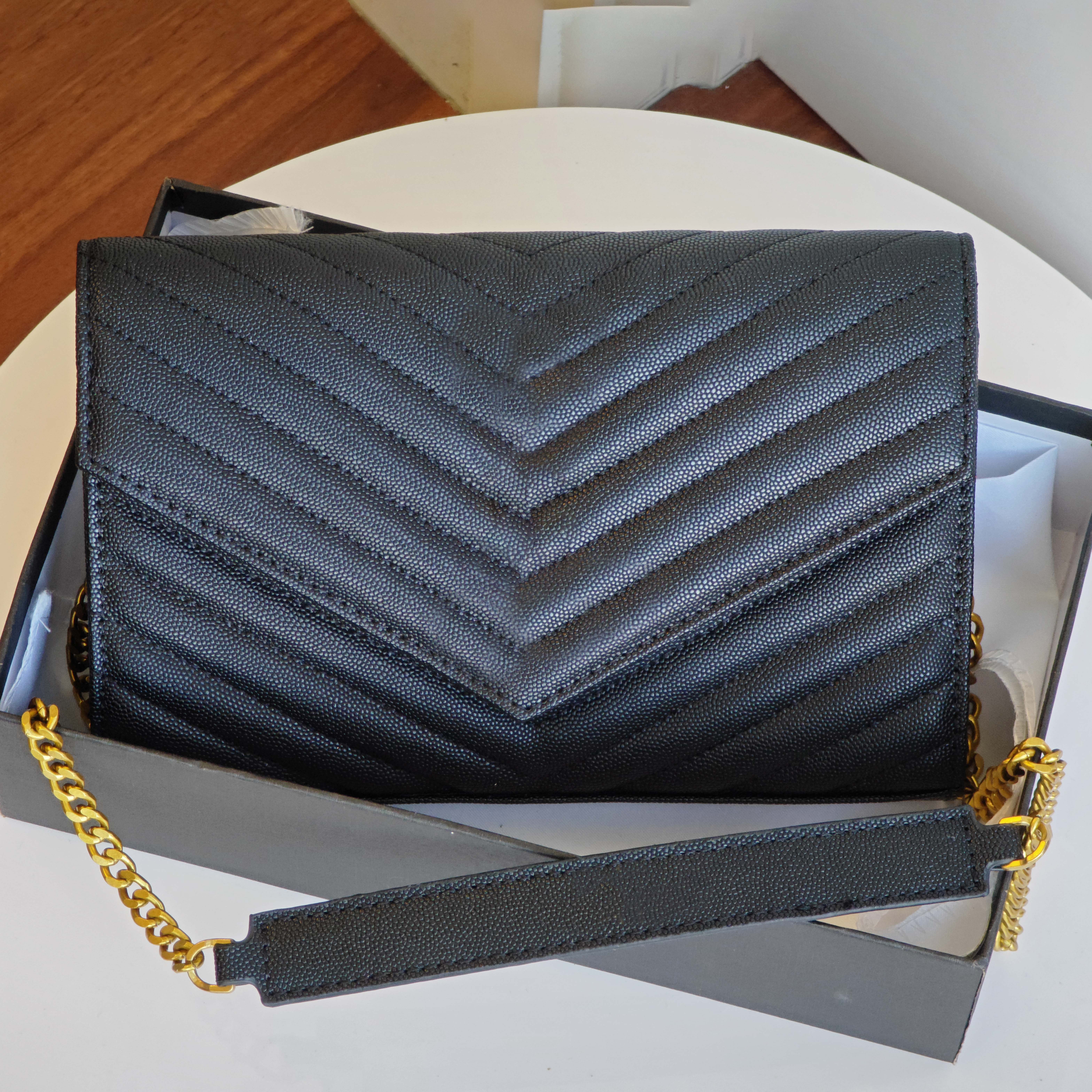 With Box Luxury Designer Wallet Bag Handbag Totes Bags Outdoor Neutral Clutch Bag Classic Letter Logo Printed Shoulder Makeup Bag with Purse Wallet