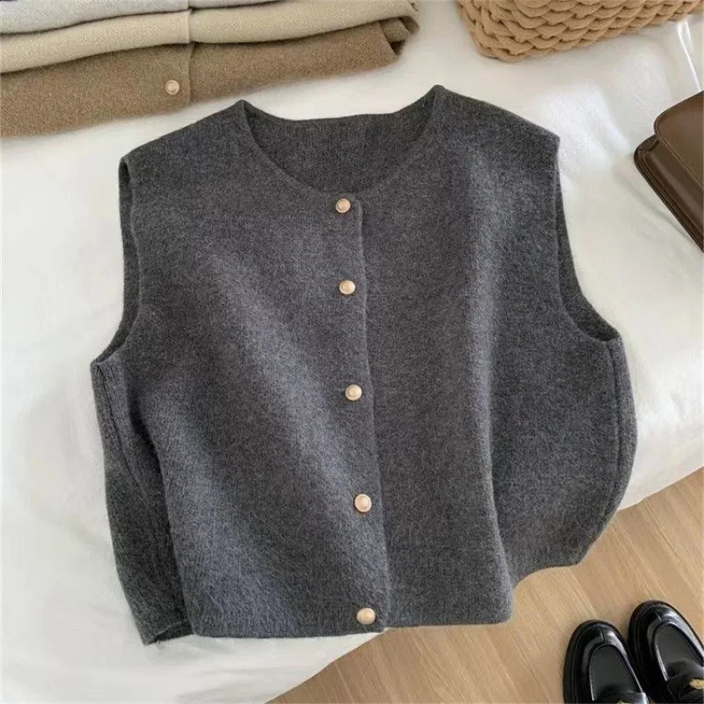 Fashion office womens elegant top Spring and Autumn womens solid button V-neck sleeveless casual sweater knitted cardigan vest jacket 240929