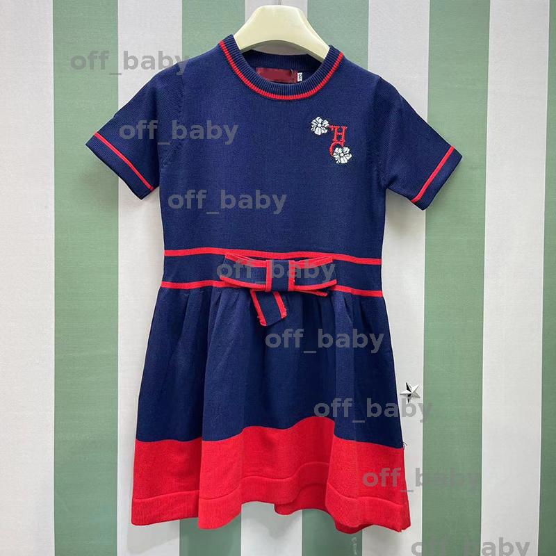 Designers Girls Habille de style espagnol Sweat-shirt de luxe Robe en molleton mince en molleton une pièce Babys printemps automne et hiver -8 ju