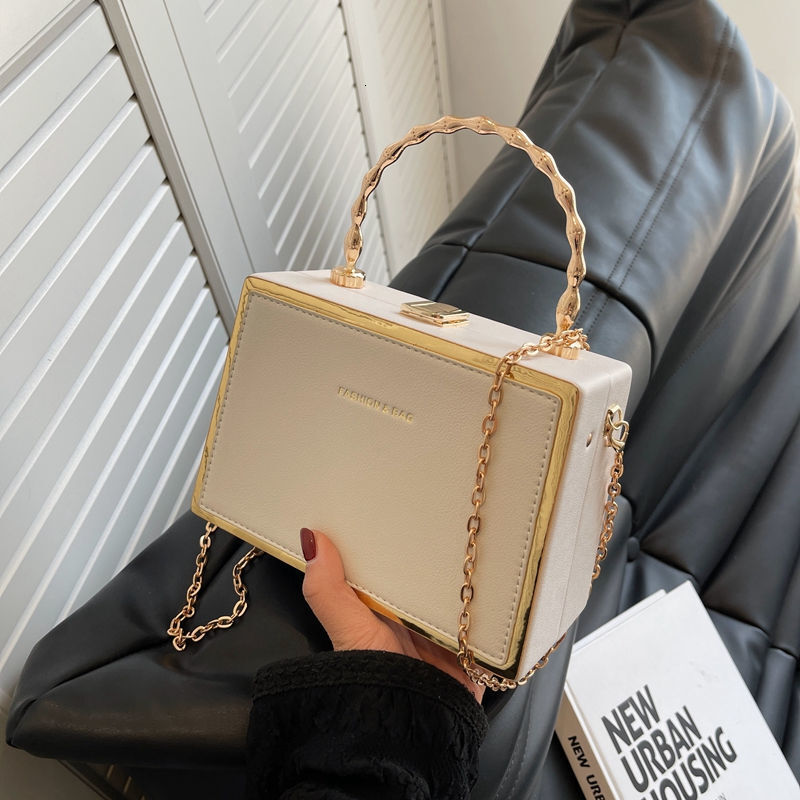 new leisure model New Designer Handbag Women s High Quality Texture Multi functional wrap Chain Crossbody Bag Small trend Square Bag
