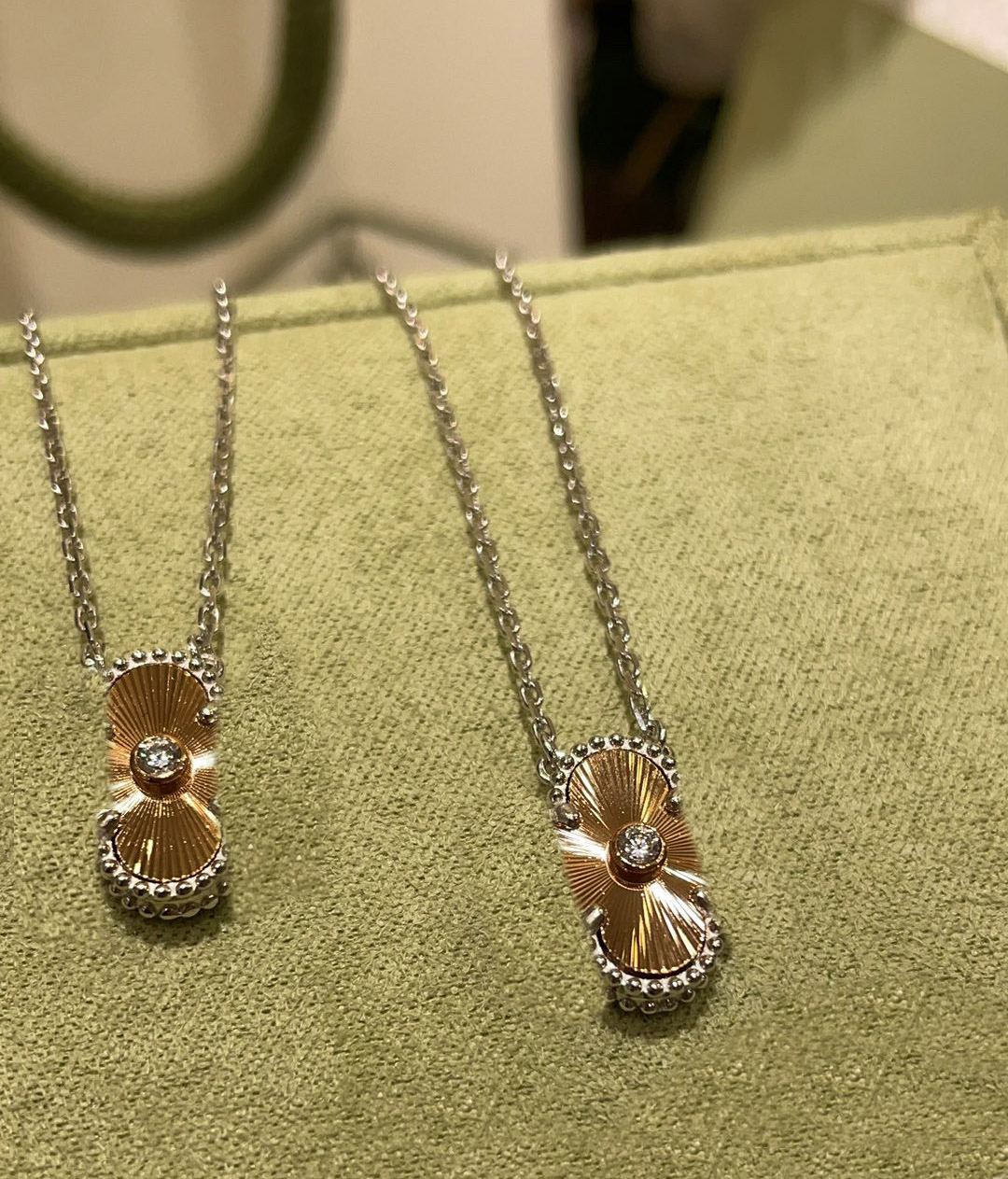 V gold material 2024 Luxury quality charm pendant necklace with diamond in two colors plated have stamp box PS6560