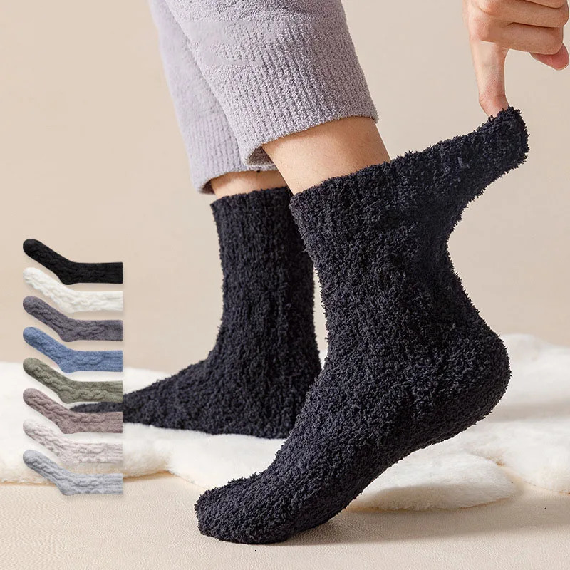 Mens Thick Coral Velvet Socks for Autumn and Winter Warmth Medium Tube Socks Solid Color Breathable Soft Wool Socks 241009