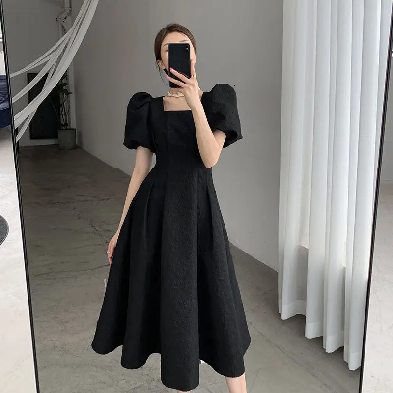 Vêtements en soirée robes féminines 2024 Prom Party Black Womens Robe Midi Vintage Vente ONPIECE Offre élégante Harajuku xl 241009 élégant