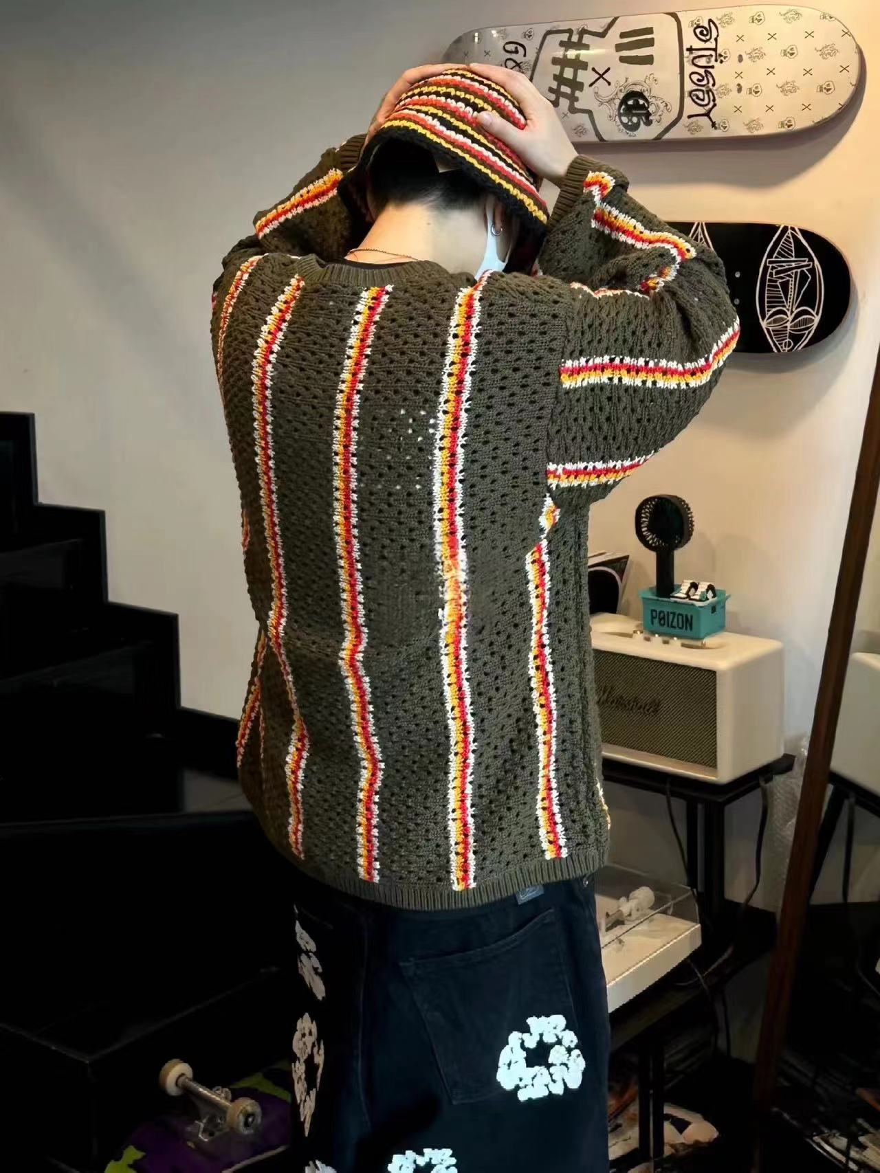 Pulls aux femmes pull enlège élégant Femmes O-Neck à manches longues Hollow Femelle Crochet Crochet Tops Ladies Patchwork Palles tricotées