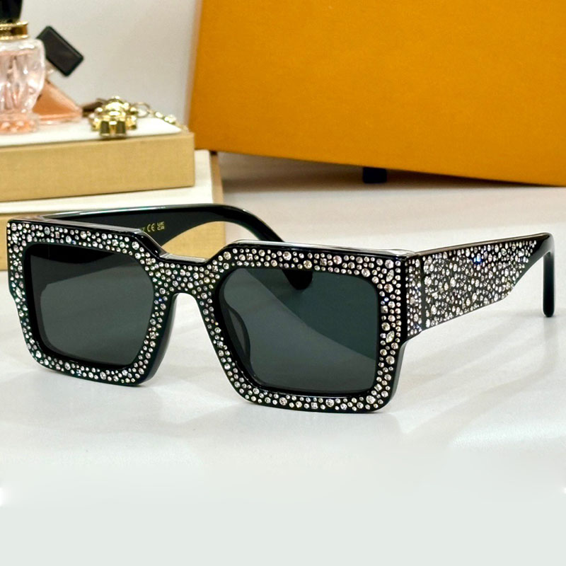 2024 New Designer Square Sunglasses Mens Fashion with Diamond Sunglasses Womens Starry Sky Decorative Sunglasses with Packaging Box 2396E
