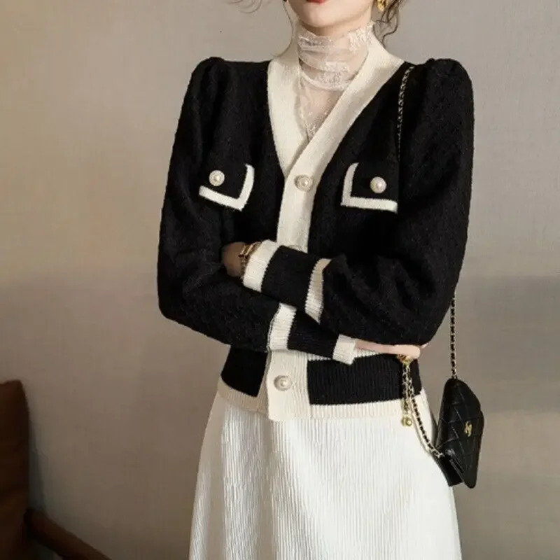 Spring and summer cardigan womens small perfume V-neck jacket short western bottom shirt top 240930