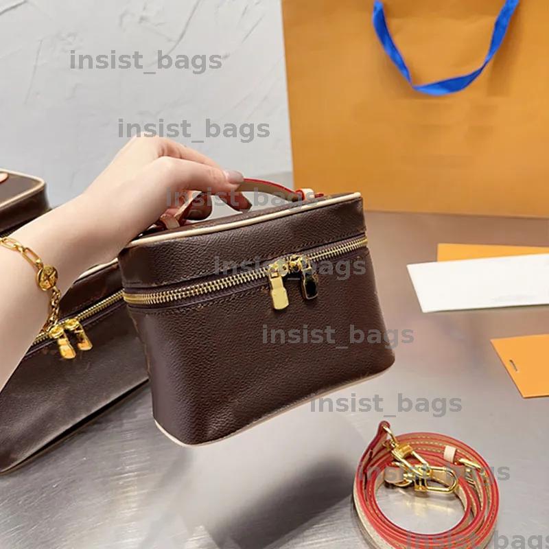Womans Leather Cosmetic Cases Designer Make Up Bags Toiletry Pouch Box Bag Women Luxury Makeup Bag Wash Trendy Travel Crossbody Bags Purse Clutch