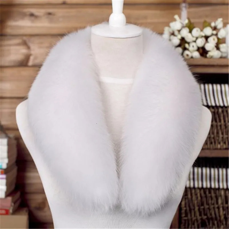Jkp selling womens winter real fox collar mens and womens leather fashionable warm down jacket fox scarf real fur thick plush 241011