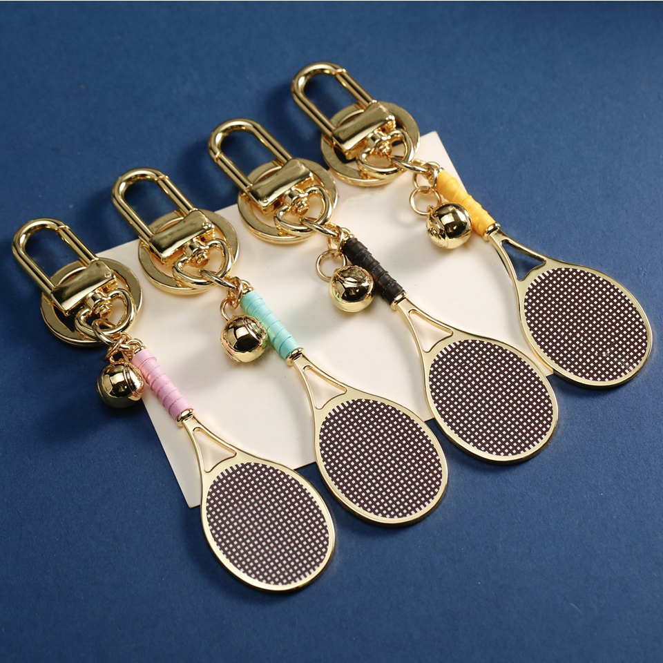 Designer Keychain Luxury Designer Sac charme Femmes pour hommes Bouton Boucle de tennis Racket Keetchain Pendent Car Key Chain Ring Couple Creati