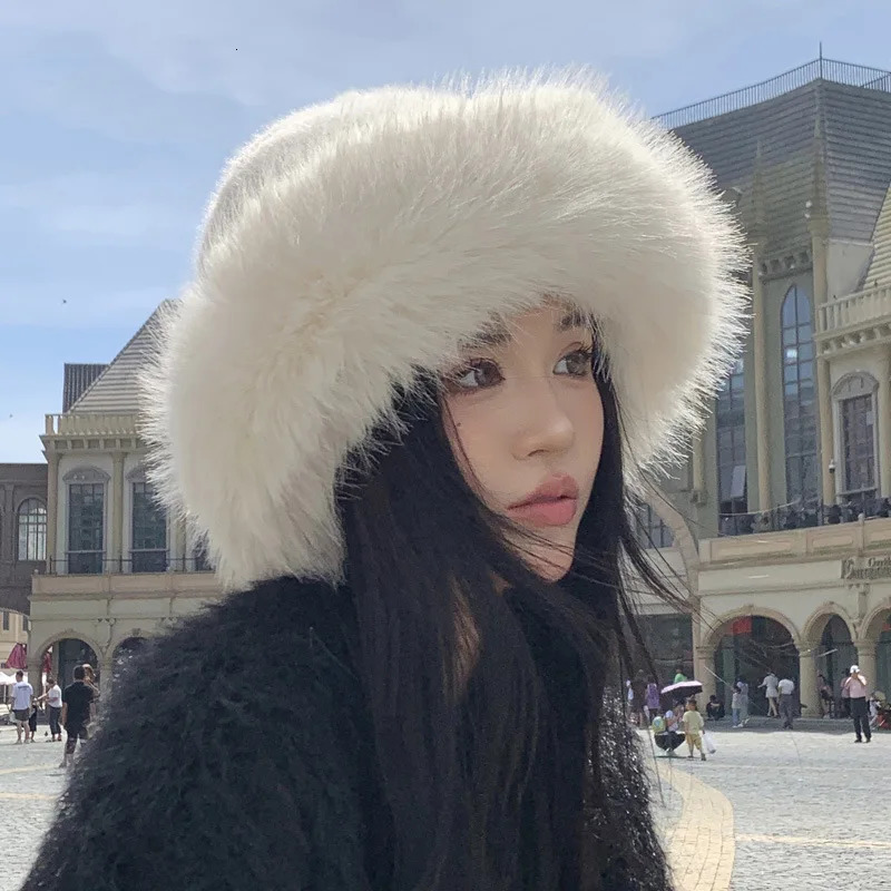 2024 Winter Womens Artificial Fur Fluffy Bucket Hat Womens Plush Thick Snow Leather Bucket Hat Soft Panama Hat 241011