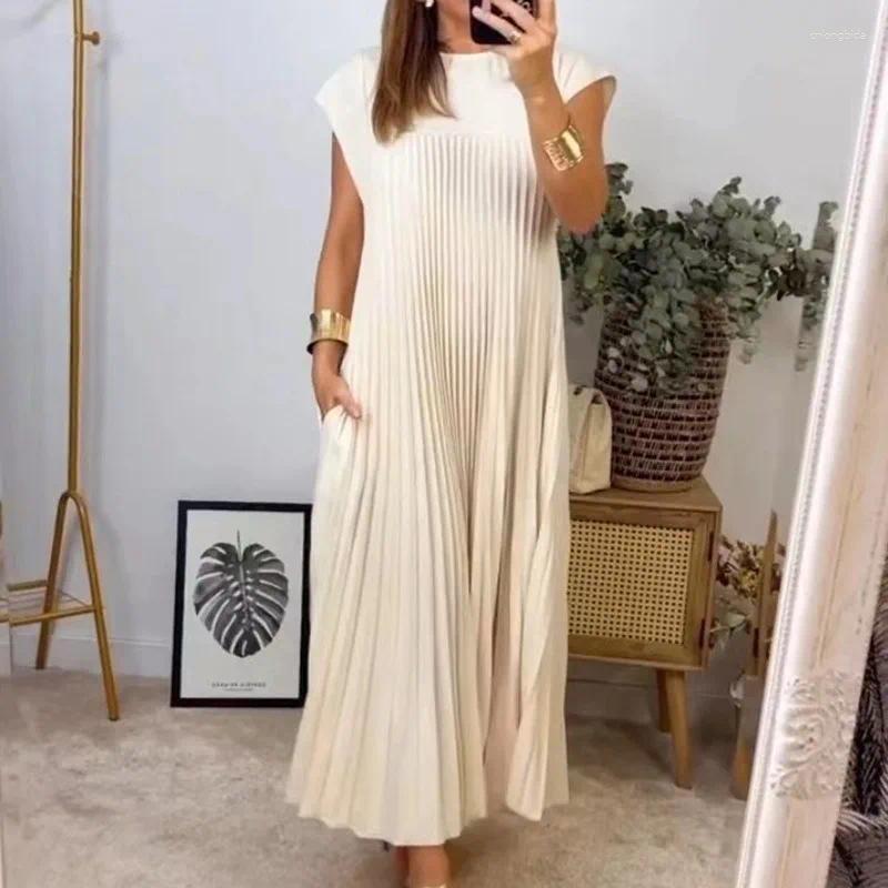 Casual Dresses Autumn And Winter Fashion Round Neck Sleeveless Pleated Dress Women's Clothing