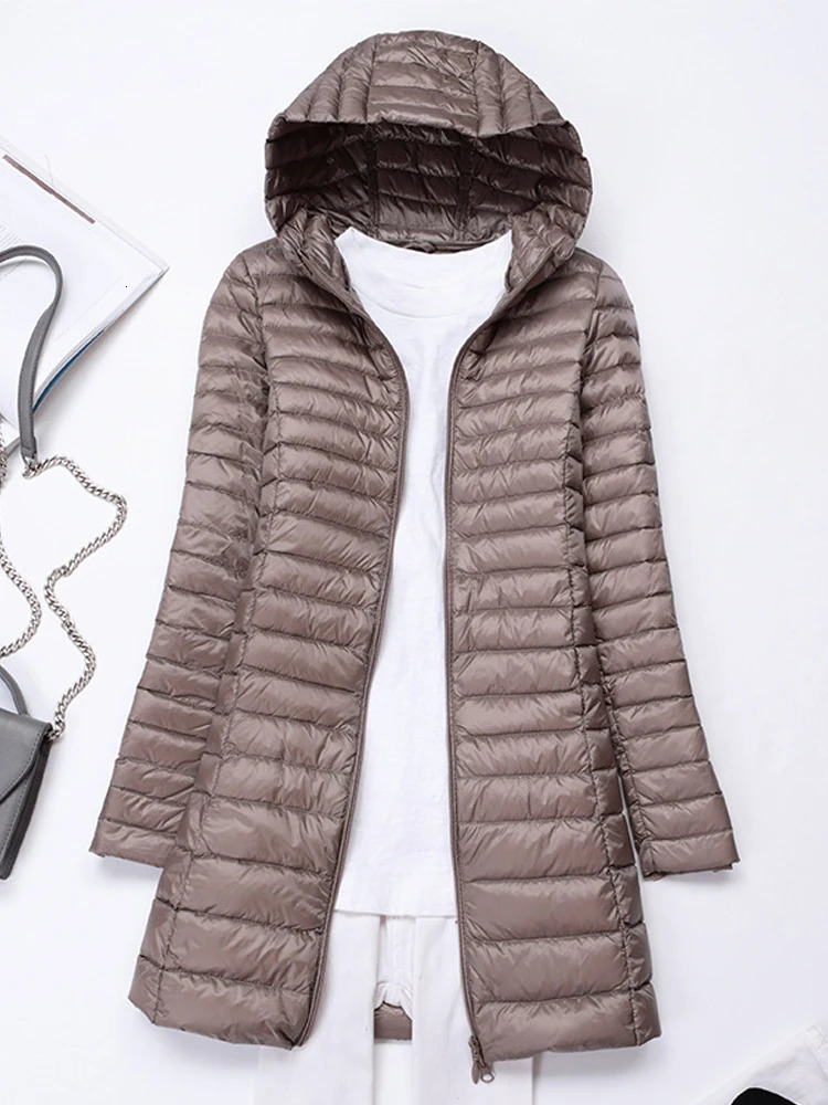 Korean Style Women Ultralight Down Jackets Autumn Winter Hooded Slim Feather Coats Female Puffer Parkas Ladies Overcoat 241008
