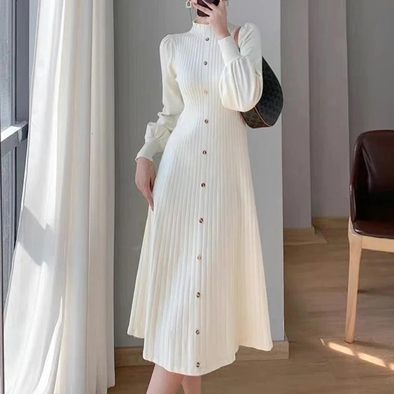 Spring Automne Couleur solide Robe midi Femmes Half High Coll Long Manche à manches longues Robes de patchwork élégant Slim Bouton Vestidos 24101