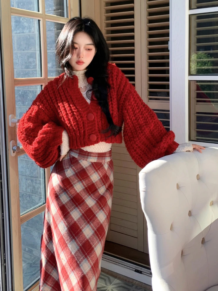 2024 Spring Sweet 3 pièces Bureau des femmes en tricot court en tricot ouvert cardigancasual Slimming Toby Topy2k Retro Plain Midi Robe 241014