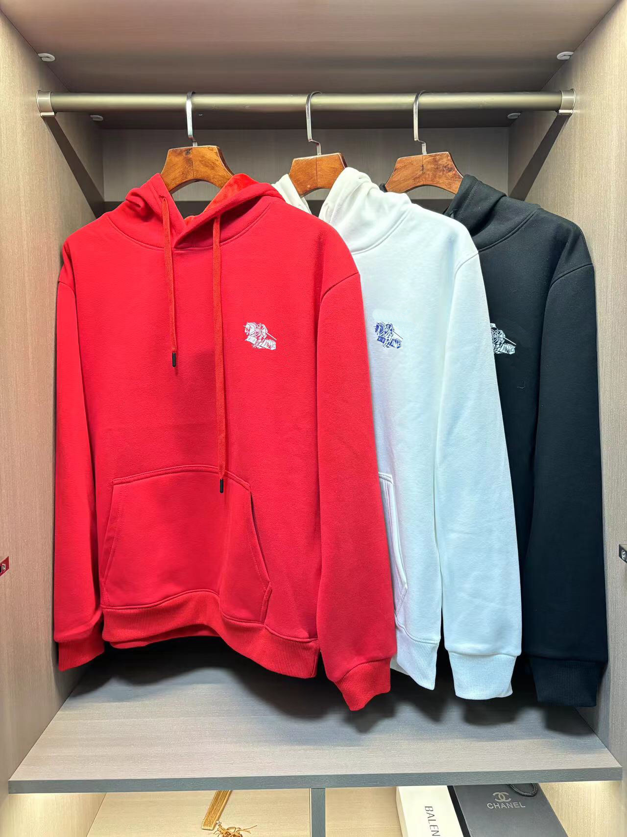 Sweat à capuche Men de concepteurs femmes swets à capuche lettre de broderie couples swetshirts top pour hommes pulls à manches longues