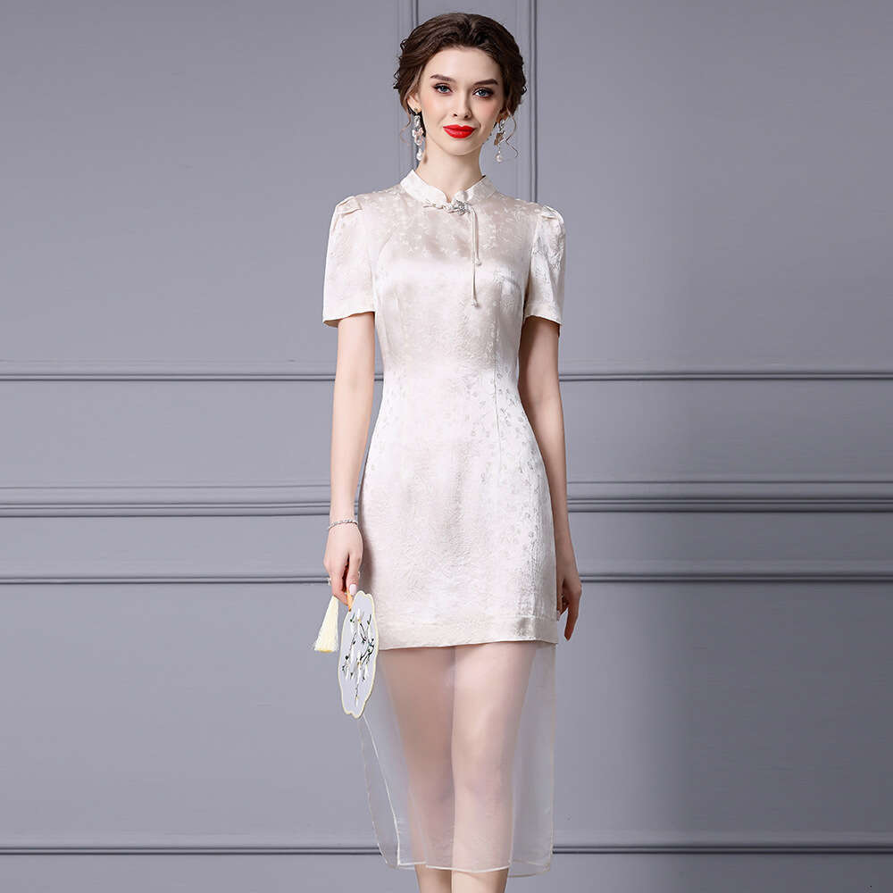 Acide acétique modifié Cheongsam 2024 Mesh d'été épissant le collier Up Boucle nouvelle robe de style chinois avec jupe enveloppe de hanche robe