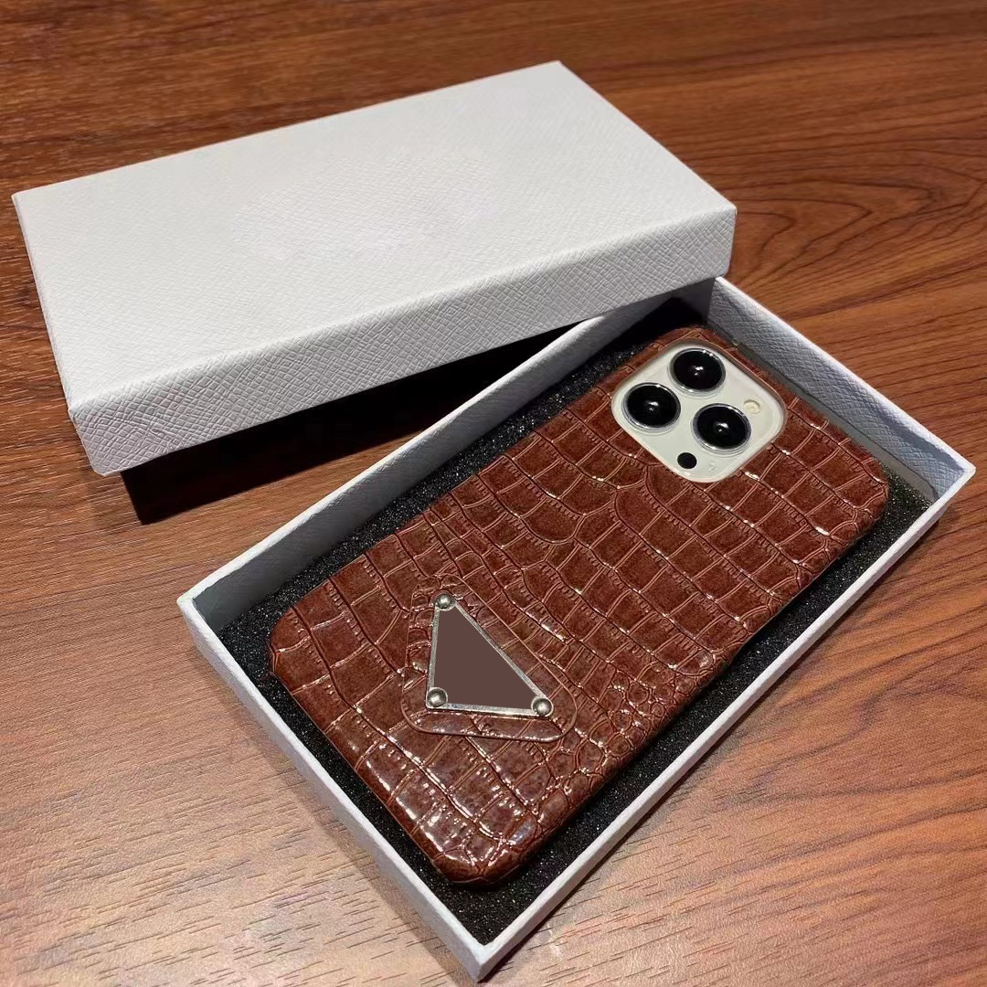 Faux Crocodile Designer Phone Case for Apple iPhone 17 16 Pro Max Case Celulares 15 14 13 12 11 XS XR Luxury PU Leather Velvet Lining Lens Bump B-image-849086904