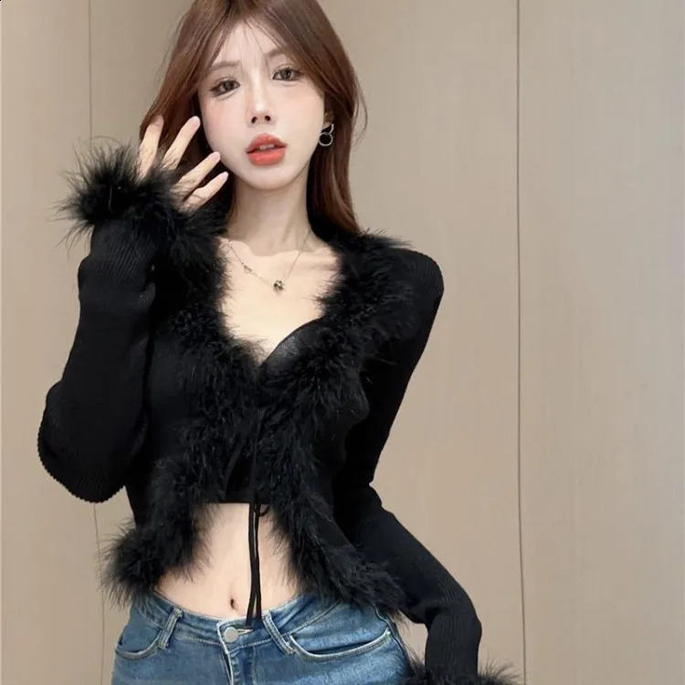 Fashion Street V-Neck en dentelle Cardigan Womens 2024 Slim Fit Top sans manches Y2K GRUNG LONG LONG BLACK Full Matching Pull 241014