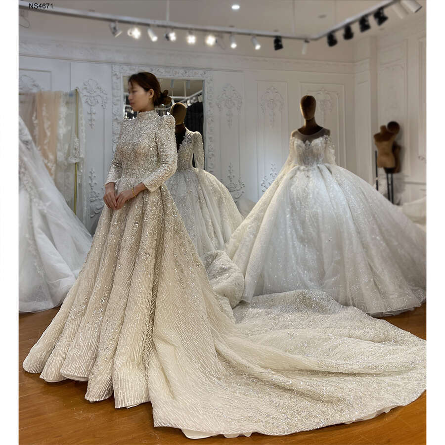 2024 Nouvelle robe de mariée musulmane perle complète