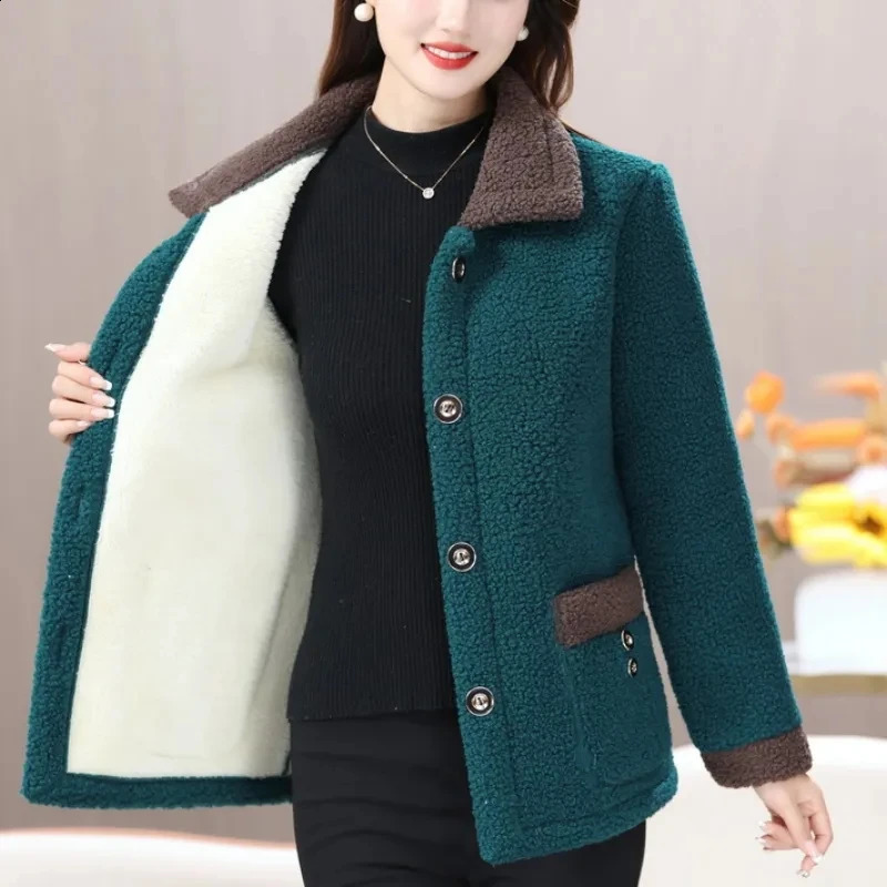 Winter Jacket Womens Lamb Wool Coat Loose plush Warm Granular Fleece Cotton Padded Coats Parkas Female Tops 241010