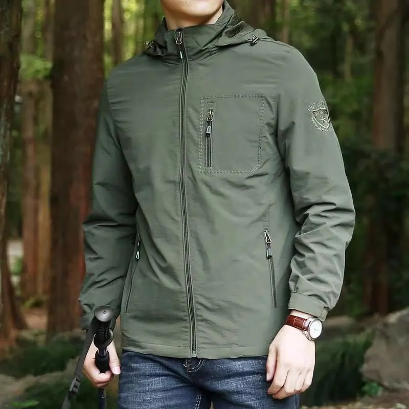 Mens outdoor windproof hiking jacket spring and autumn thin casual jacket mens hooded mesh jacket high-quality mens suitable windproof jacket 241