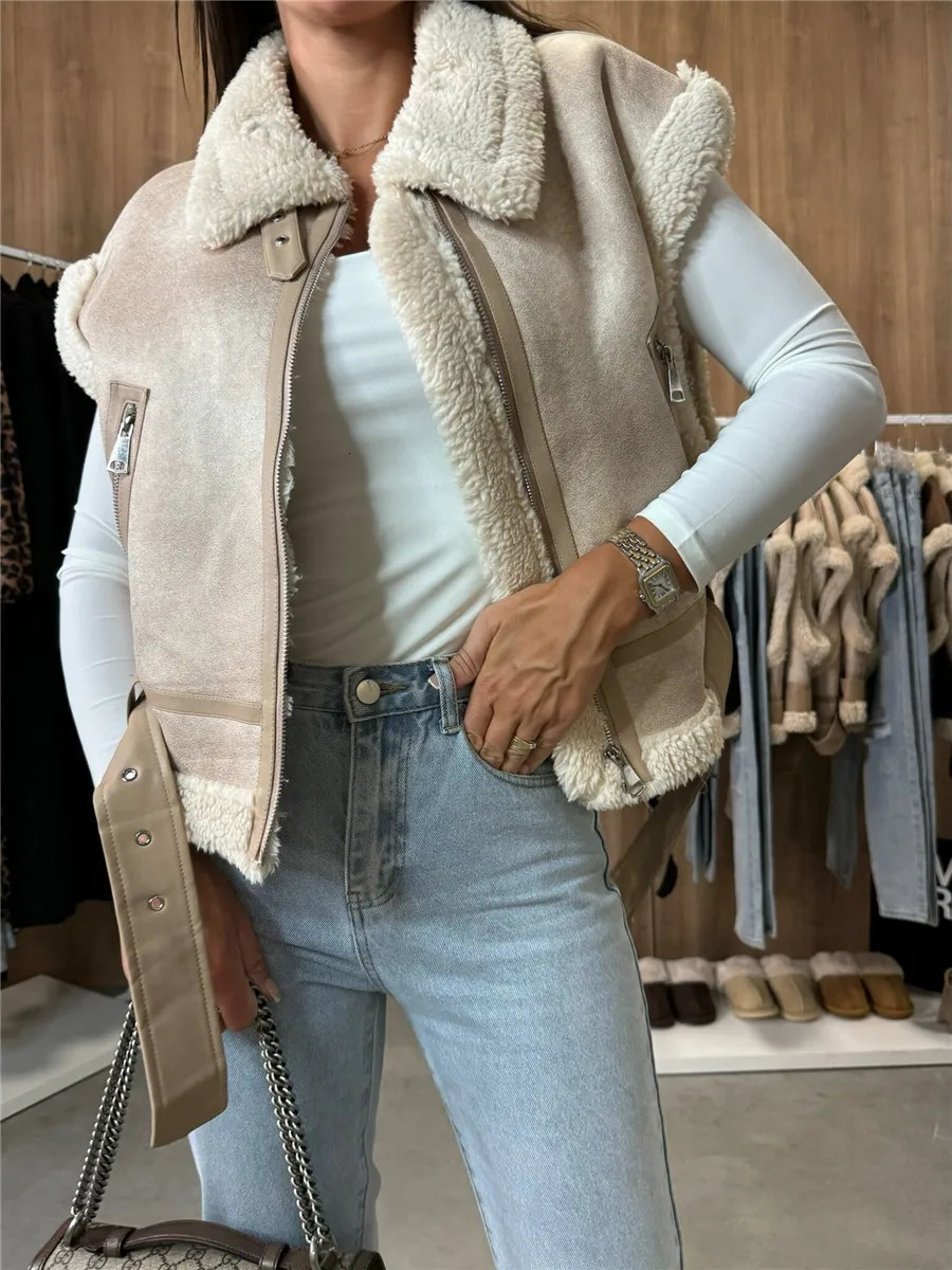 Womens winter faux suede vest sleeveless zipper wool Sherpa lined jacket fashionable casual thick coat streetwear 241008