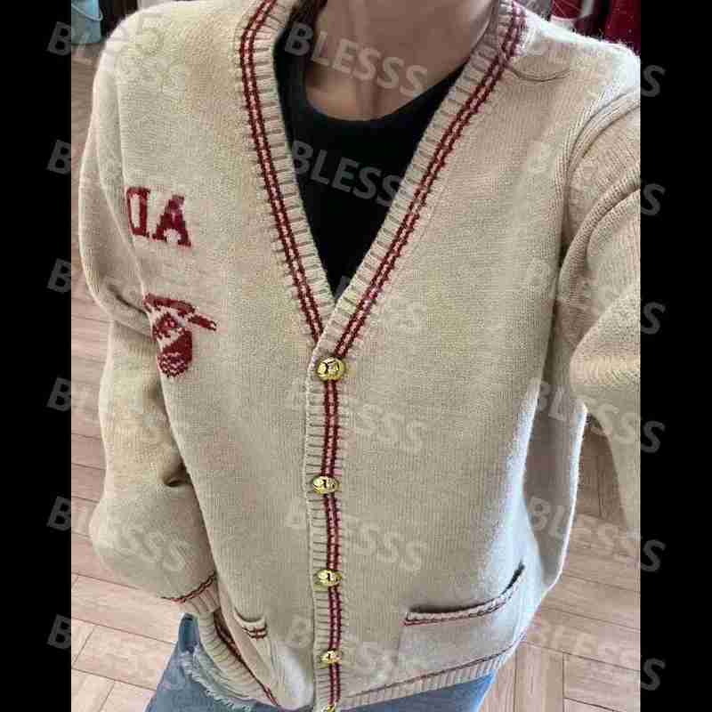 Women's Sweaters designer Designer Cardigans Women Luxury Womens Winter Knitted Sweater -18 Embroidered Knitwear Knitting Cardigan DCD240926