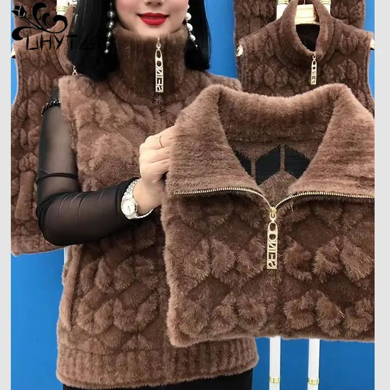 Autumn/Winter Womens mink velvet warm zipper sweater jacket double-sided velvet middle-aged and elderly mother vest jacket 3197 241011