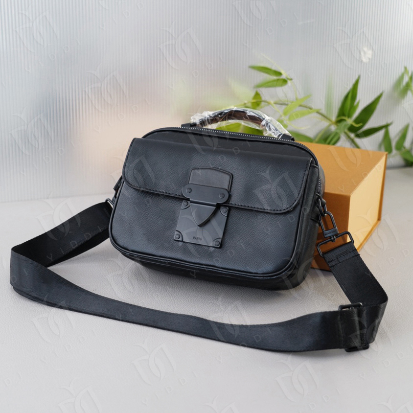 Top quality designer bag S Lock Messenger bag for men Shoulder crossbody bag Classic monogram purse Luxury clutch Trendy mens messenger bag Shoulder