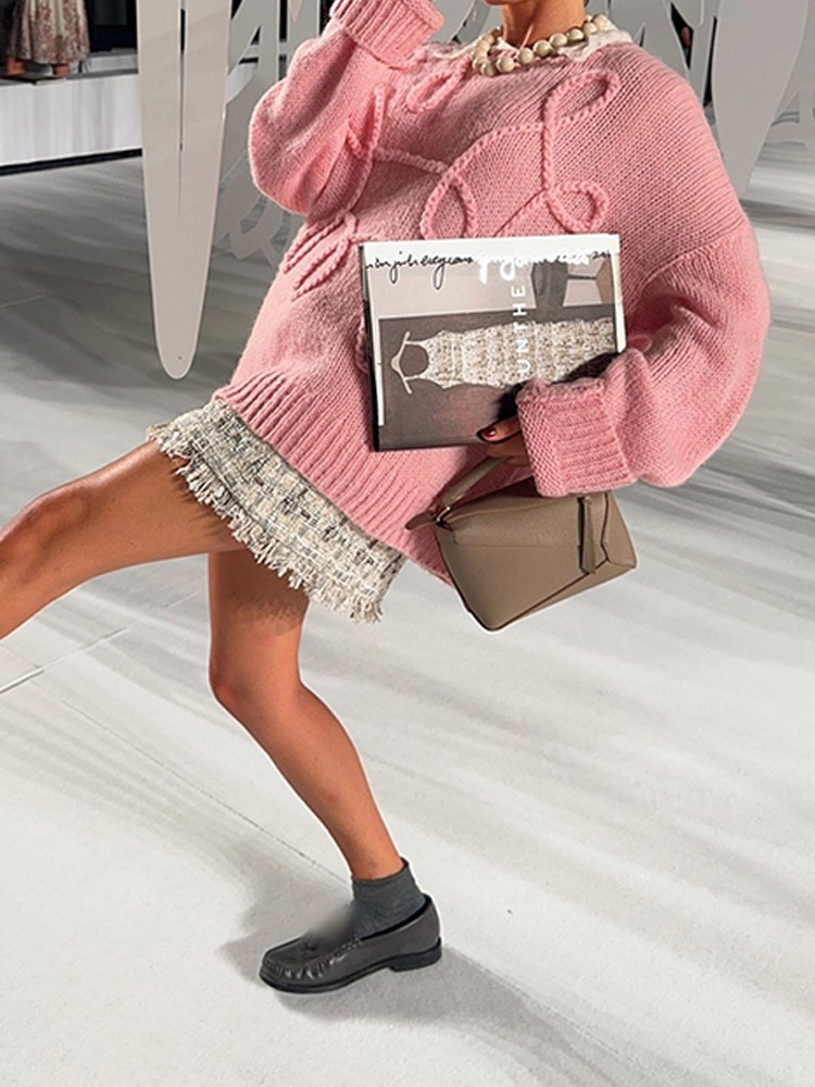 Pulls de femmes Poulace à manches longues en trois dimensions pour femmes Chic Pink Casual Loose pull de pull d'automne