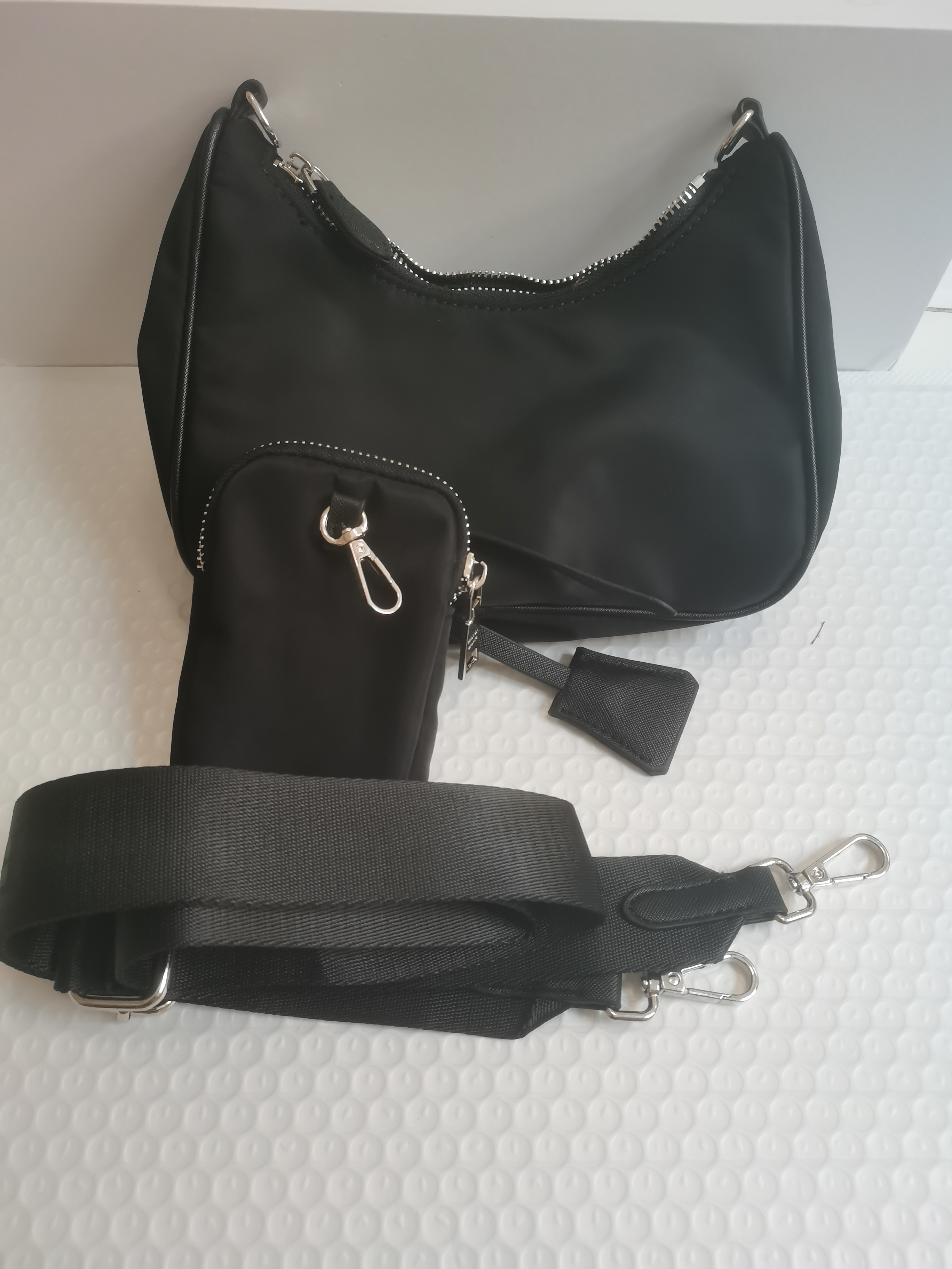 Sacs de concepteurs de luxe 2pcs / set Femme Sac à bandoulière imperméable toile en nylon paquet de coffre de nylon.