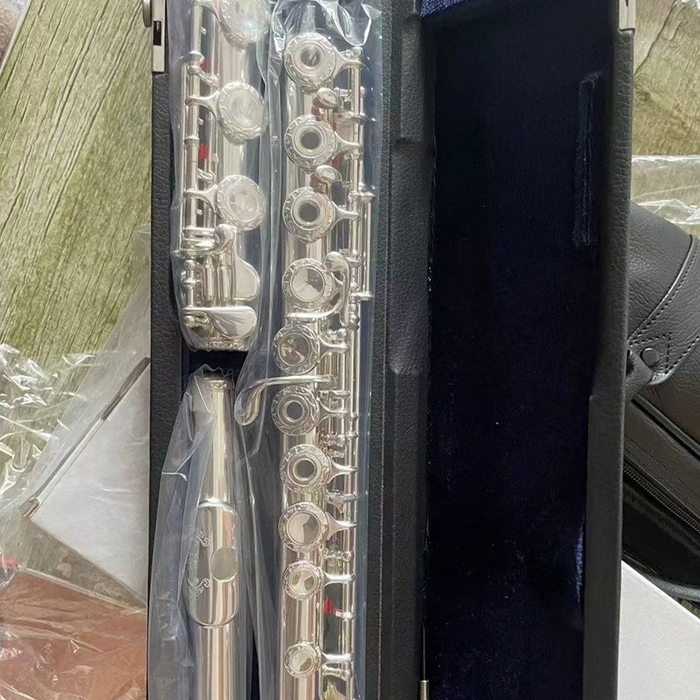 Classic Flute FL-2045 Engraved C Tone 17 Hole Opening and Closing Hole Nickel Plated Silver Playing Music Instrument with Access