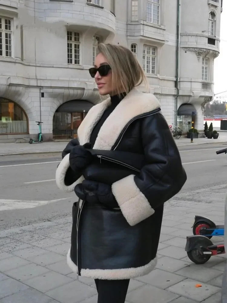 Fashion thick leather fur velvet lapel jacket womens long sleeved bicycle jacket winter womens street black engine womens jacket 241021