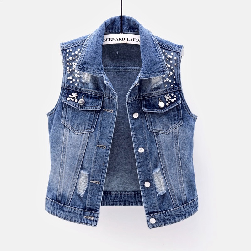 Fashion Denim Jacket For Women Slim Fit Autumn Flayed Holes Jean Coat Autumn New Patchwork Beading Streetwear Short Jackets 201026