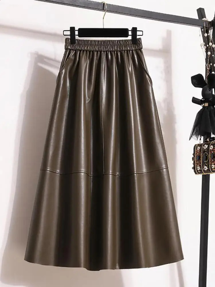 Fashionable black elegant Pu leather pleated long skirt for women brown elegant high waisted plus size A-line party dress for women style 241021