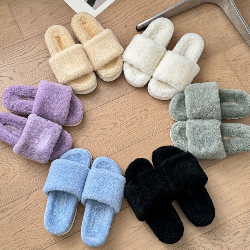 (Choisissez les photos et non la décription) Les pantoufles de fourrure de créateurs glissent les tongs chaussures pour les vêtements d'hiver