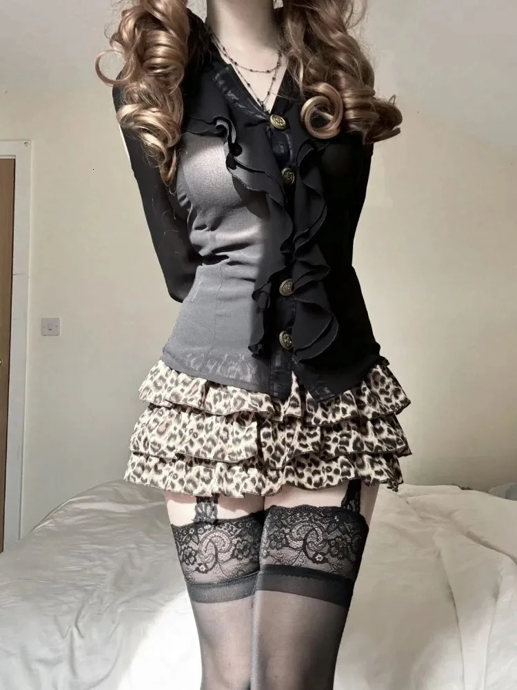DEEPTOWN Leopard Print Mini Skirt Womens Garbage Y2k 2000s Laminated Ruffle Leopard Print Skirt Harajuku Retro Summer Street Clothing 241021