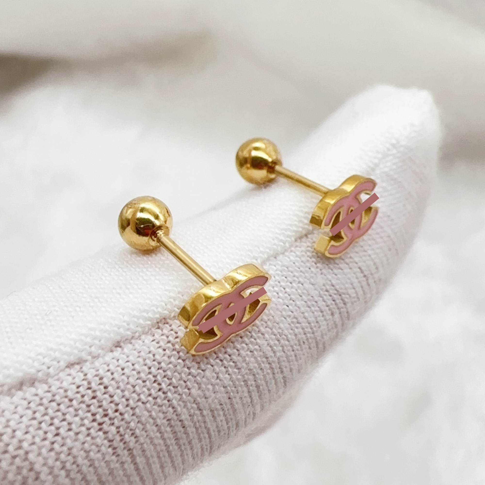 Shiny pink purple small girl boys simple designer letter heart square stud 18K gold silver earrings 316L stainless steel woman man teenage jewelry g