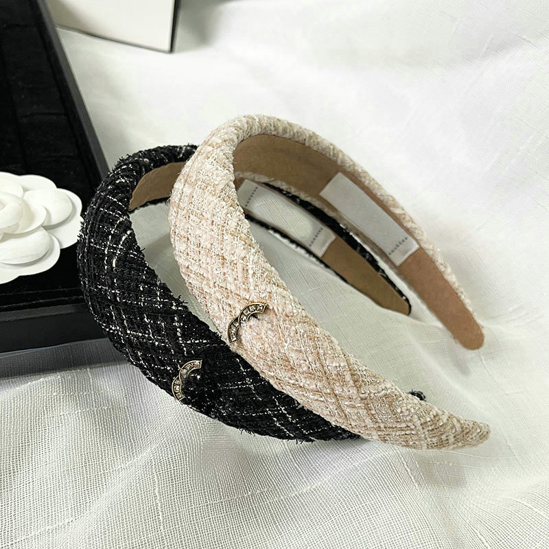 2pcs Luxury Designer Headbands Women Black White Brand Letter Hairband Fashion Womens Sport Hair Hoop Vintage HairJewelry Gifts-image-1027954298