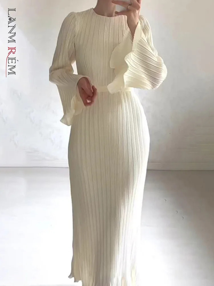 Lanmrem elegant pleated dress womens round neck with gathered waist solid color long dress party spring item 32C330 241019
