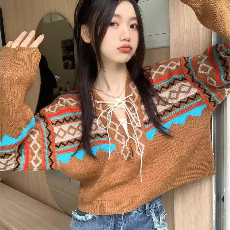 Couleur et boucle de style ethnique rétro Couleur à col en V Bloqué Pull à cravate brossé adapté aux femmes Plustes en tricot lâches d'hiver auto