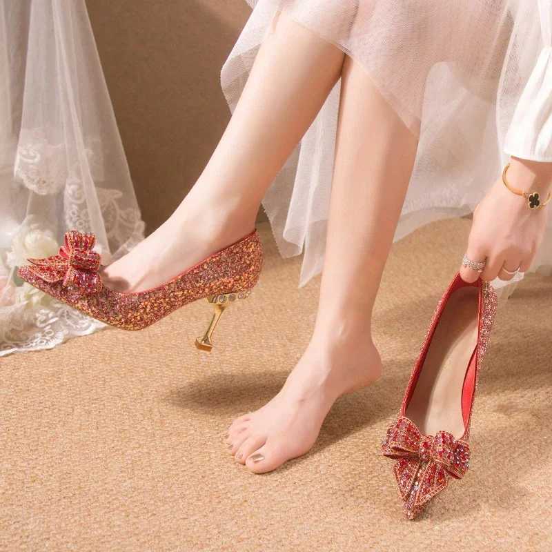 Rhinestone Wedding New Year Buckle Decorative Banquet hot Wens Shoes High H Gold Sier Red Z250311