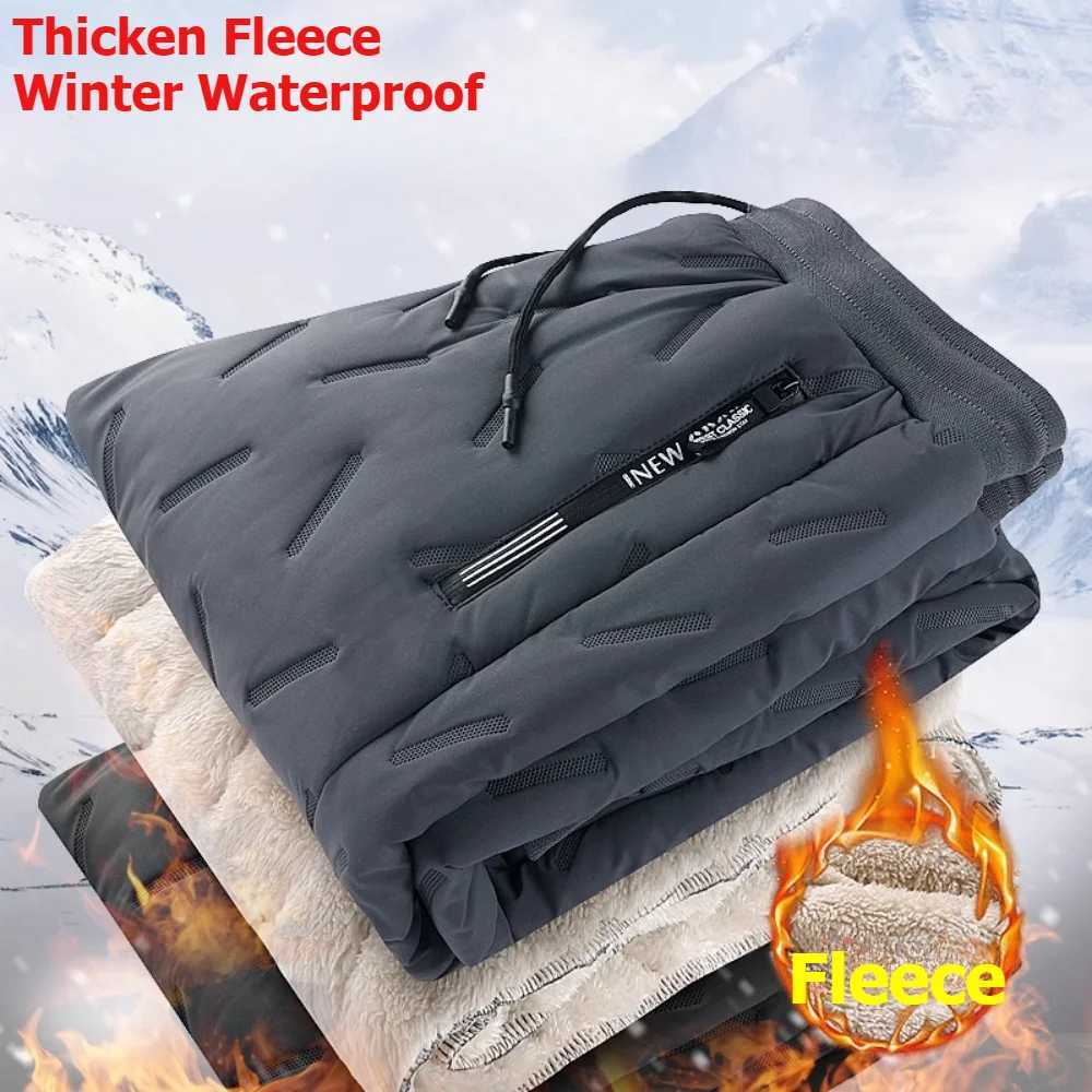 Pantalons de sport doubrés de vêtements de sport d'hiver Pantalon de sport FCE Pantalons chauds imperméables et chauds pantalon en velours W24102
