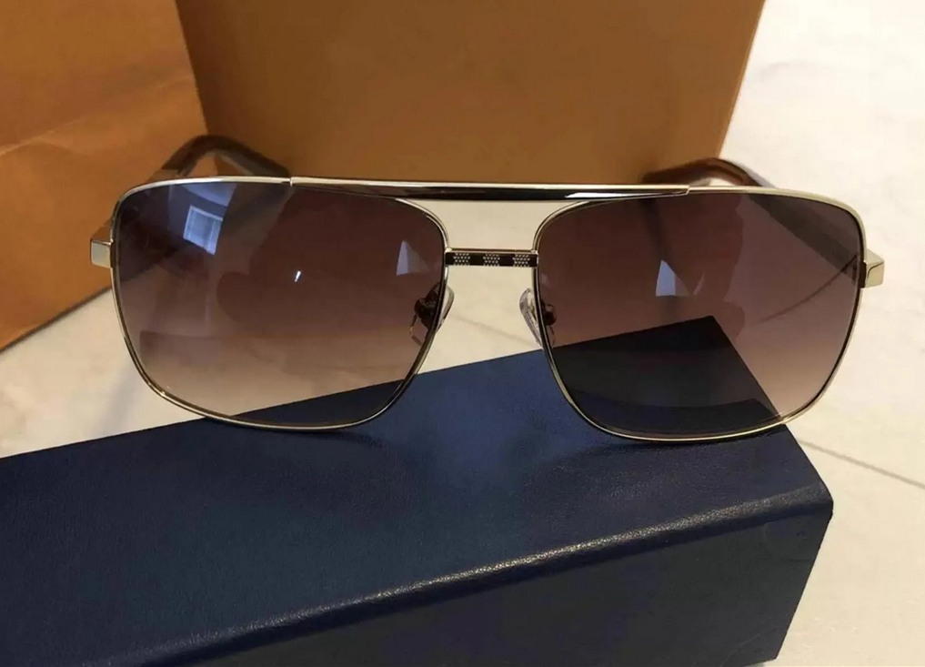 Mens Designer Sunglasses Outdoor Shades Classic attitude metal square frame Popular Retro Avant-garde Outdoor Uv 400 Protection Pilot glasses