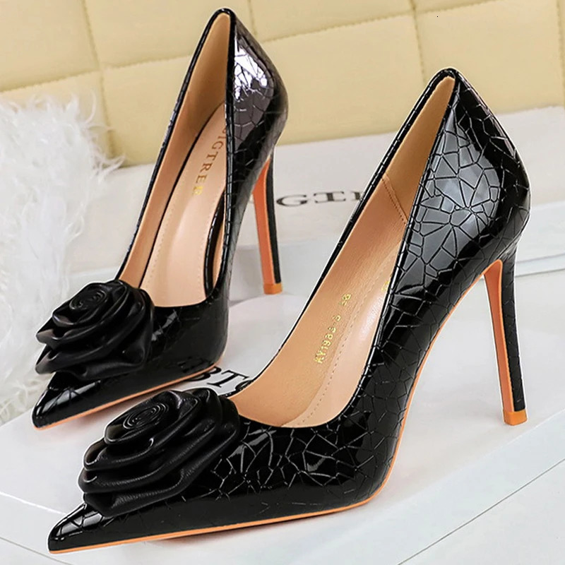 Bigtree chaussures en pierre motif fleur fleur femme pompe mode talons hauts décoration femme stiletto talons hauts chaussures de fête sexy 2024