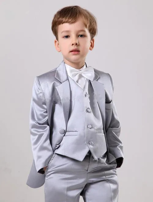 Veste d'enfants de mariage en satin gris argenté