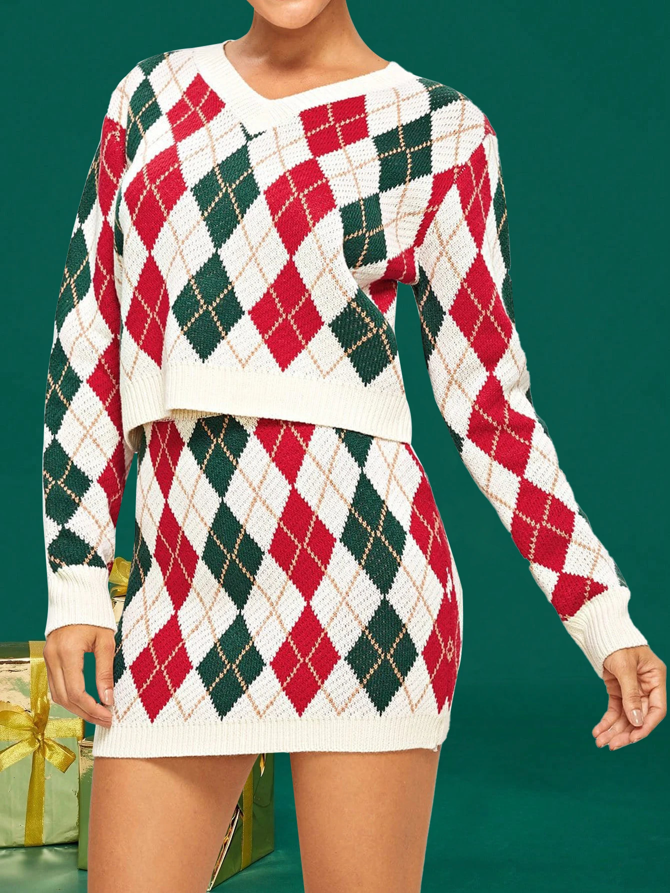 Autumn and winter V-neck fashionable Christmas matching colorful diamond checkered knitted top and two-piece knitted set 241028